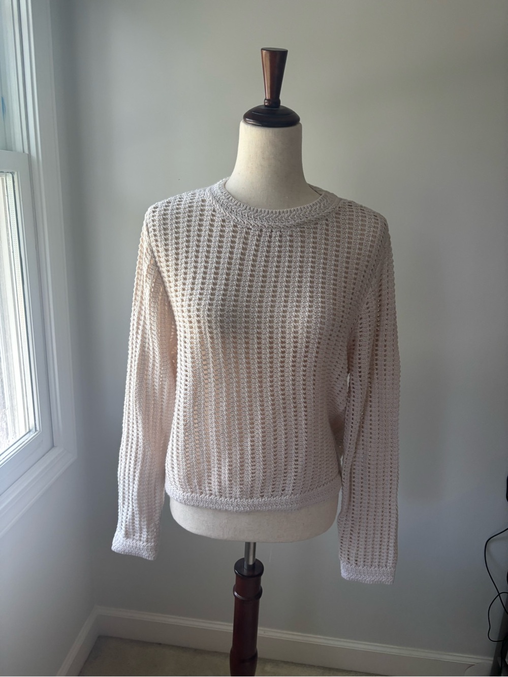 Universal Thread Cream Open-Weave Crewneck Sweater